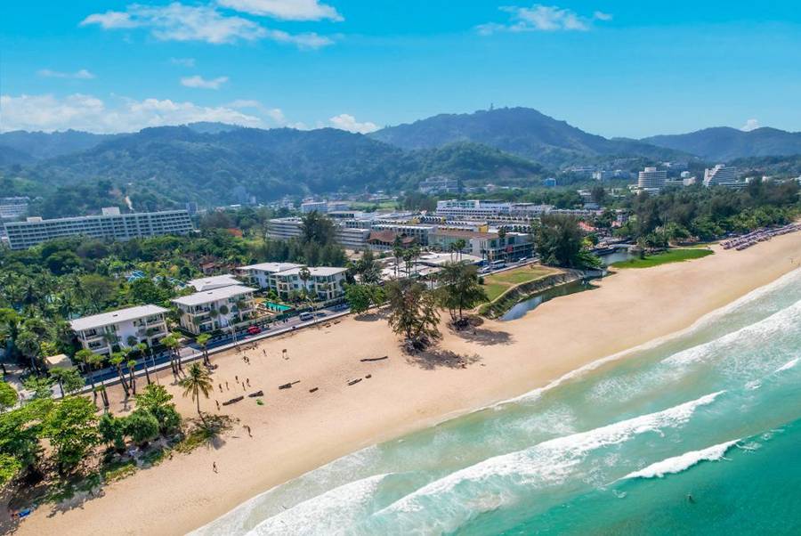 отель PARADOX RESORT PHUKET, пляж Карон