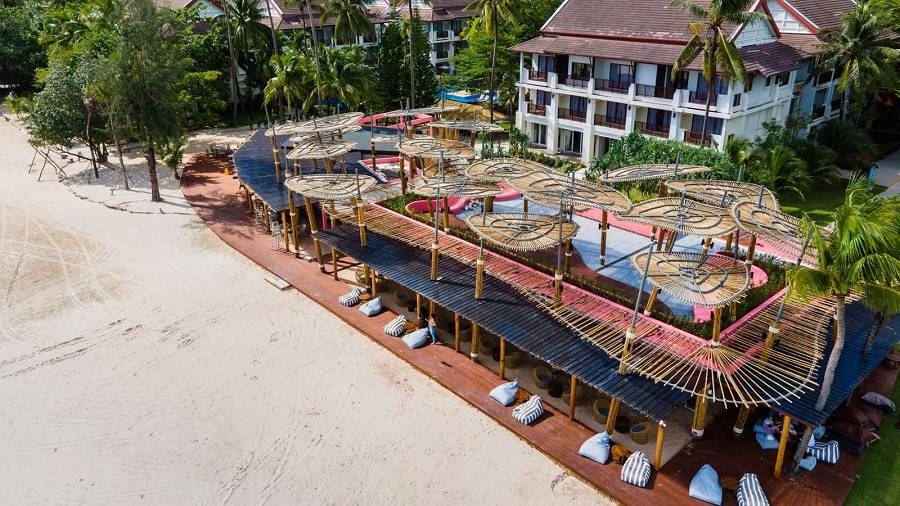 Apsara Beachfront Resort & Villa