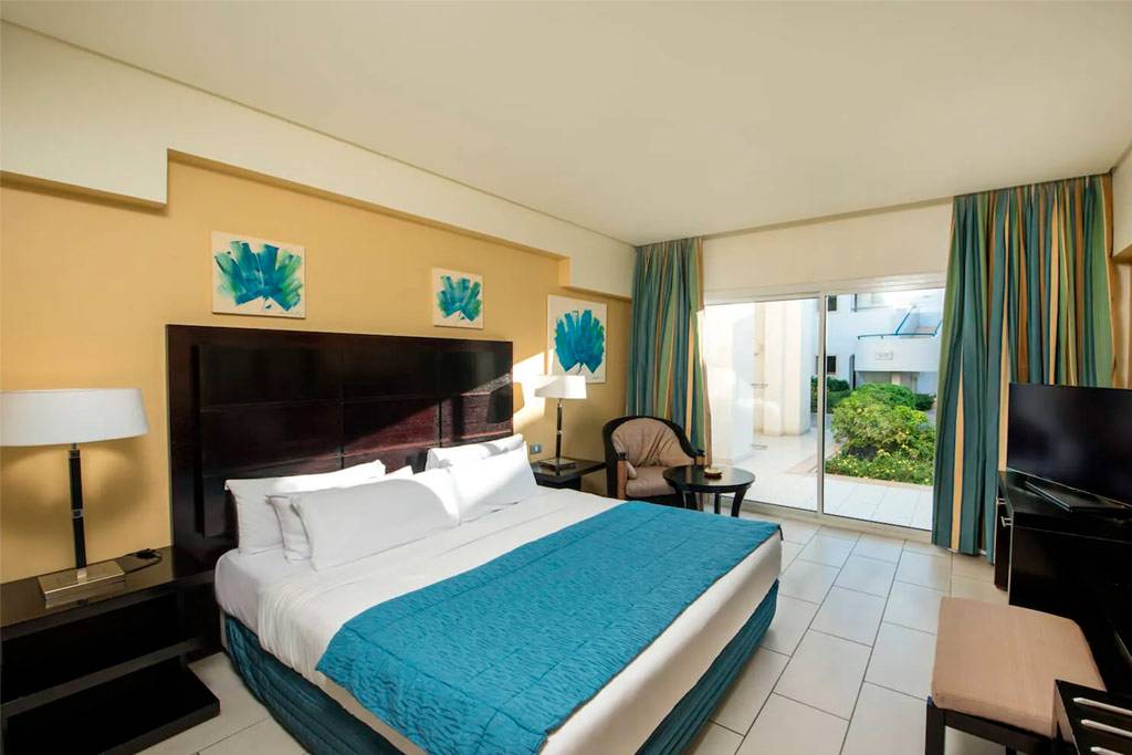 Reef Oasis Blue Bay Resort 5*