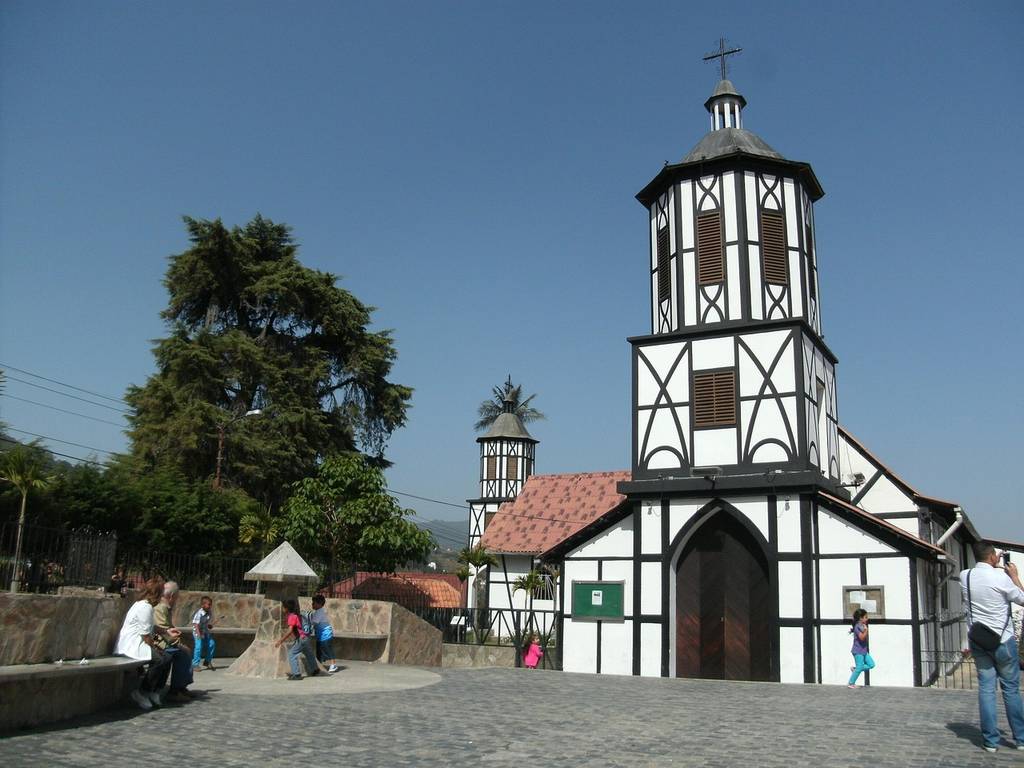 Колония Товар (Colonia Tovar)