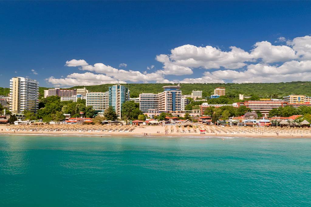 Золотые пески рядом Варной